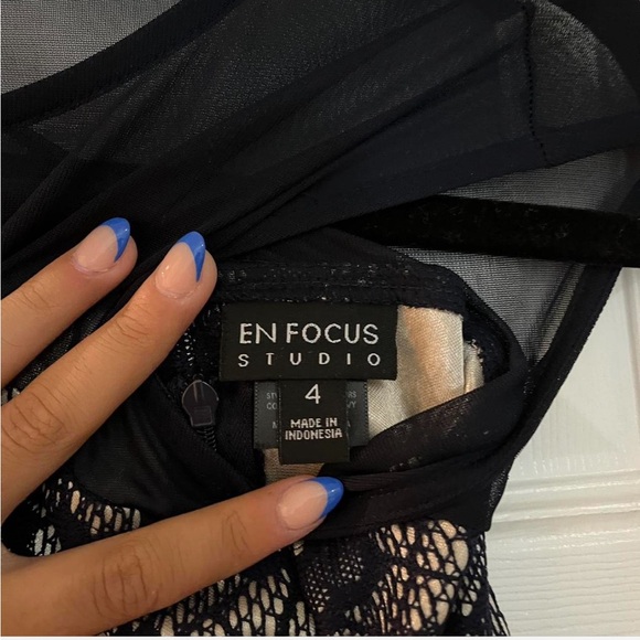 Navy mid length dress - Picture 3 of 3